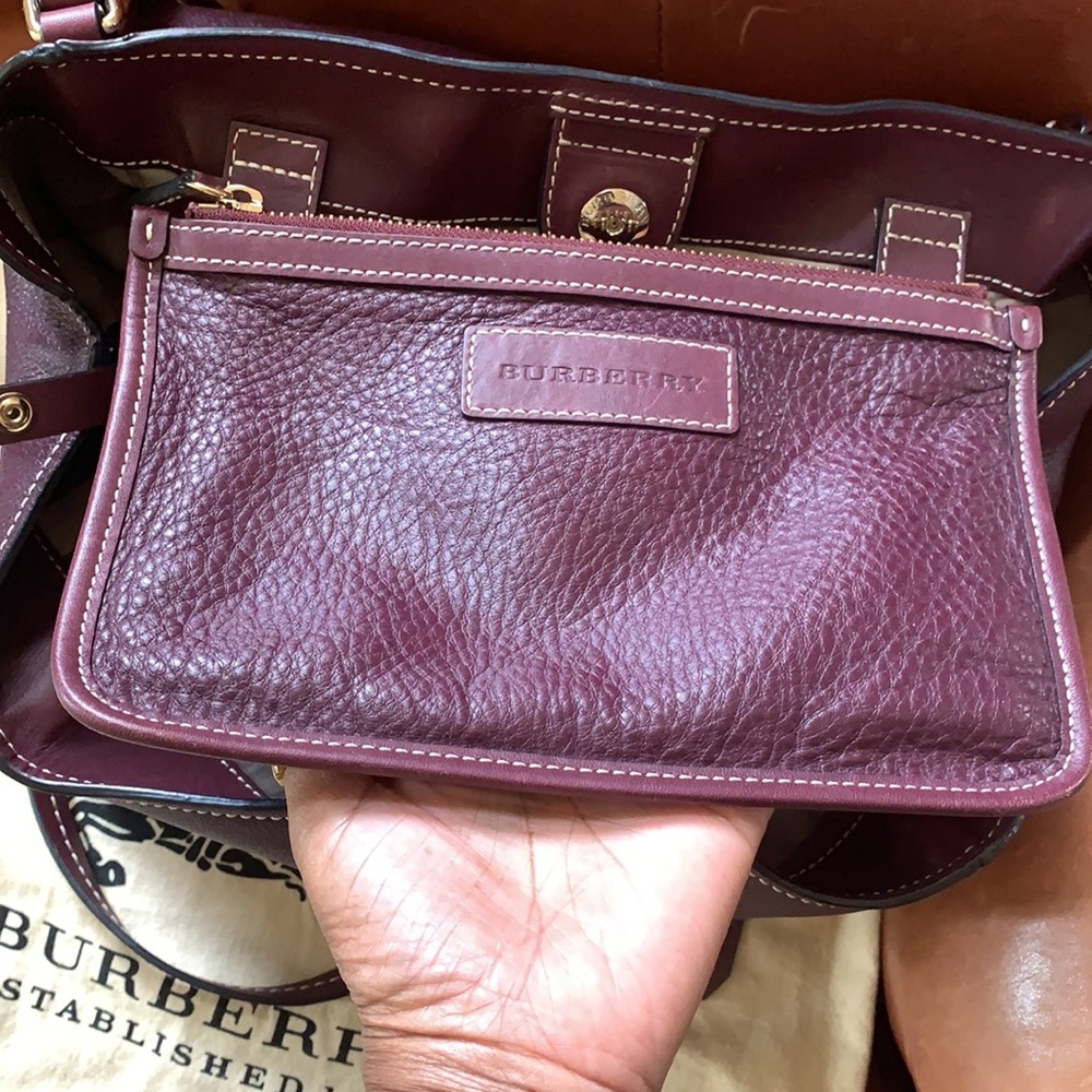 🎄🎁HOLIDAY SALE🎄🎁 ❤️Authenic Burberry Canterbury Handbag❤️ - Picture 13 of 16